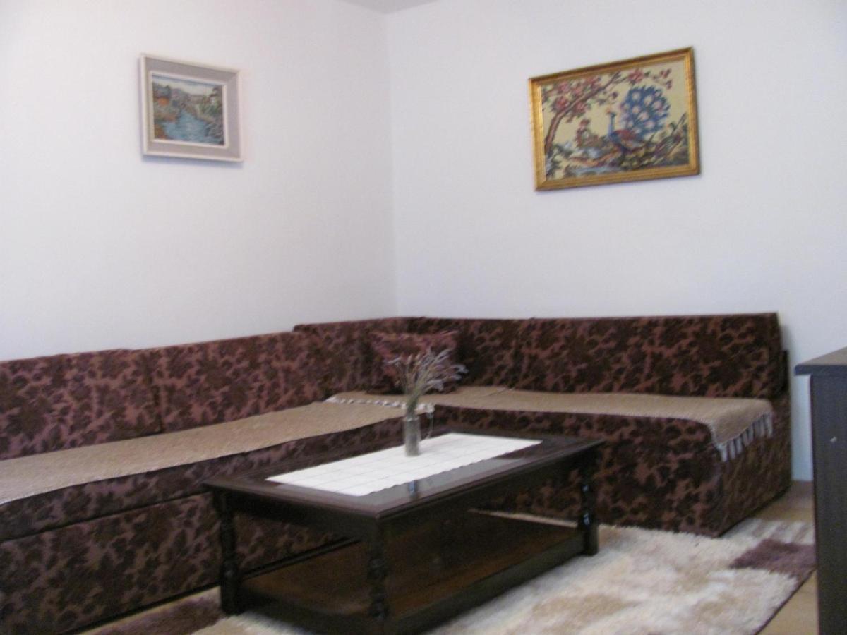 Apartment Safir - Free Parking سراييفو المظهر الخارجي الصورة